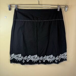 Vintage Prana Skirt Size 10 Womens Black Embroidered 100%‎ Cotton Mini